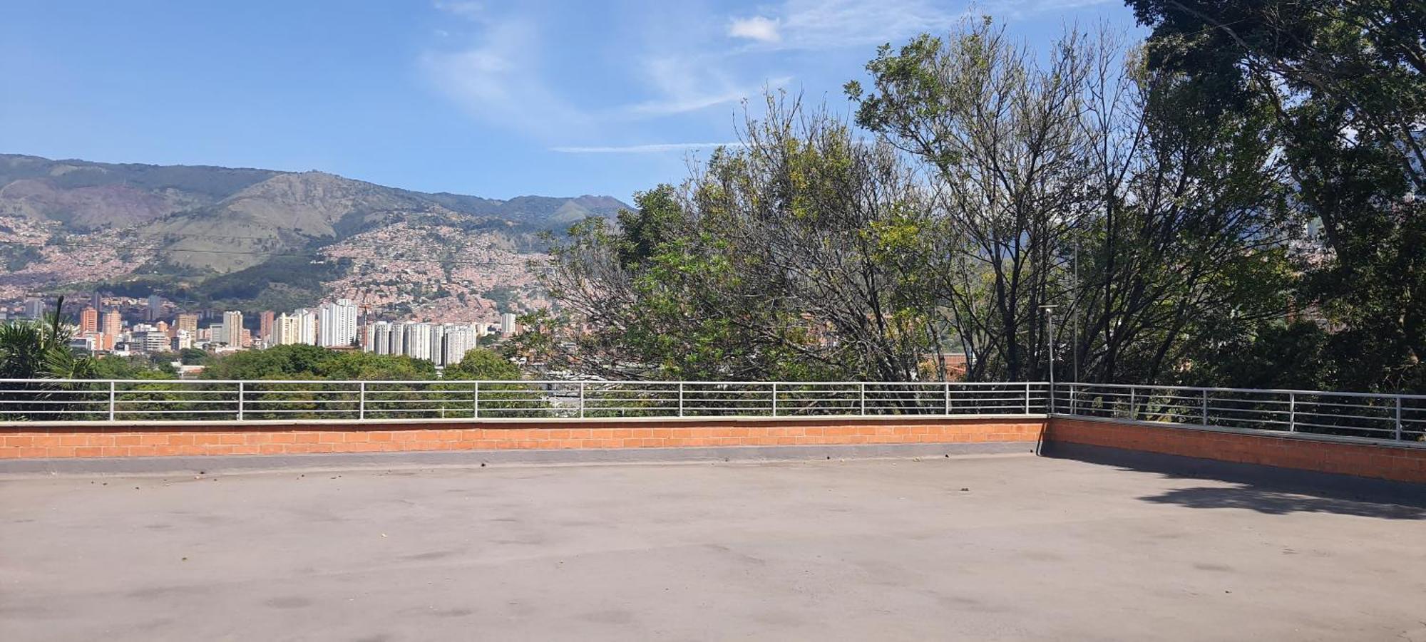 Apartamento Cerca A Plaza Mayor Medellín Kültér fotó